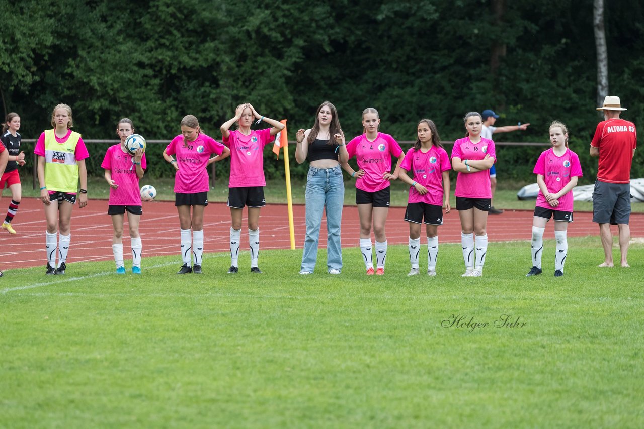 Bild 604 - Loewinnen Cup